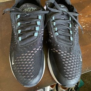 Nike Air Max 270 Size 8.5